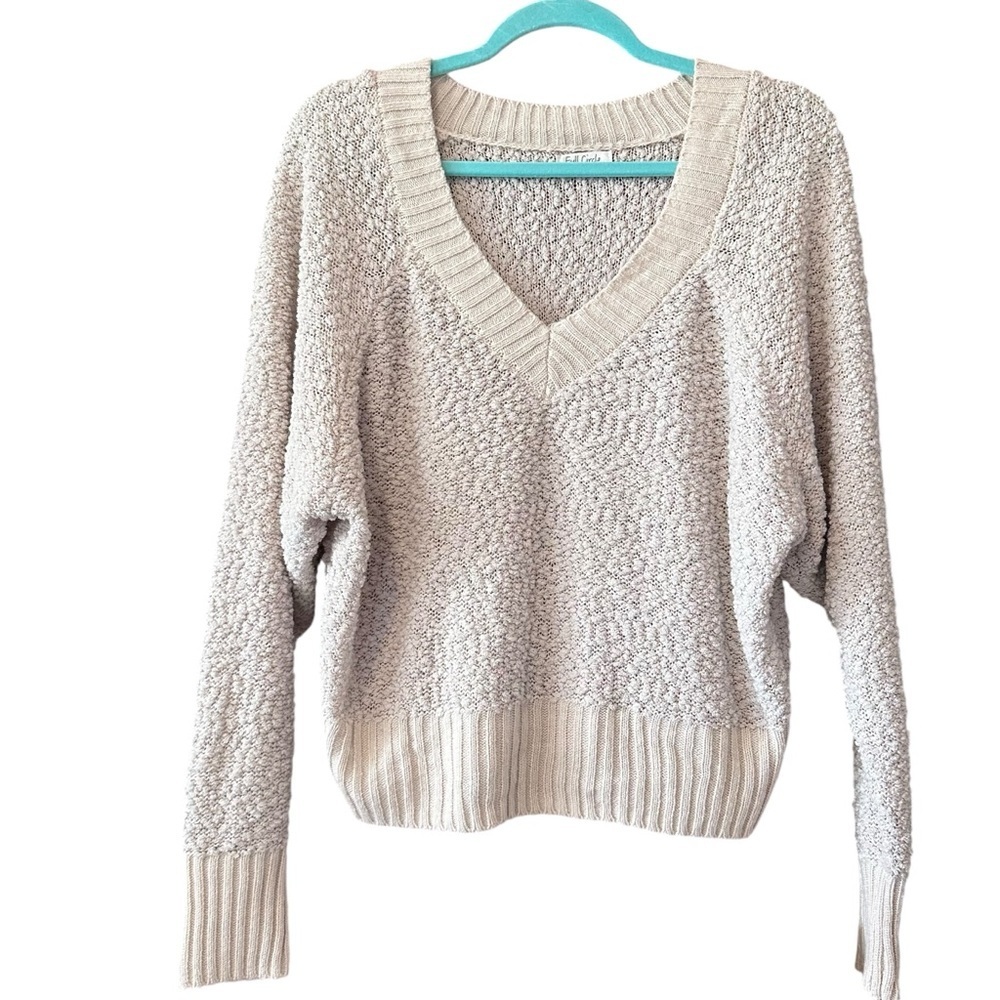 🔴5 for $40 SALE!
VFull Circle Cream PopCorn V-Neck Crop Top Knit Sweater sz L
